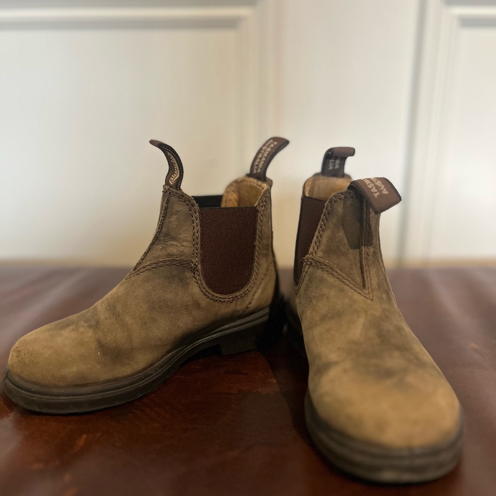 Blundstone Brown Leather Chelsea Boots